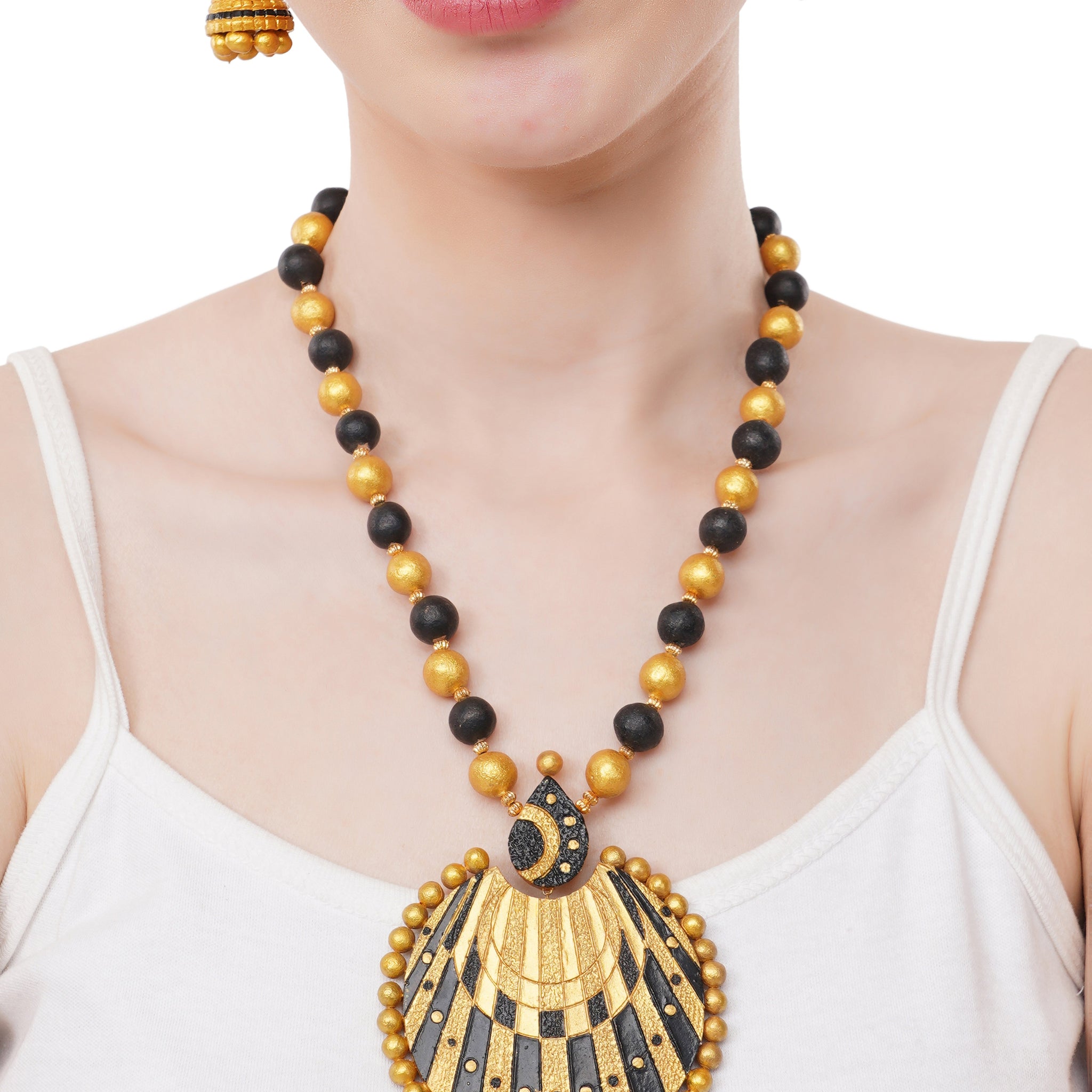 Midnight Radiance Earthen Clay Necklace Set