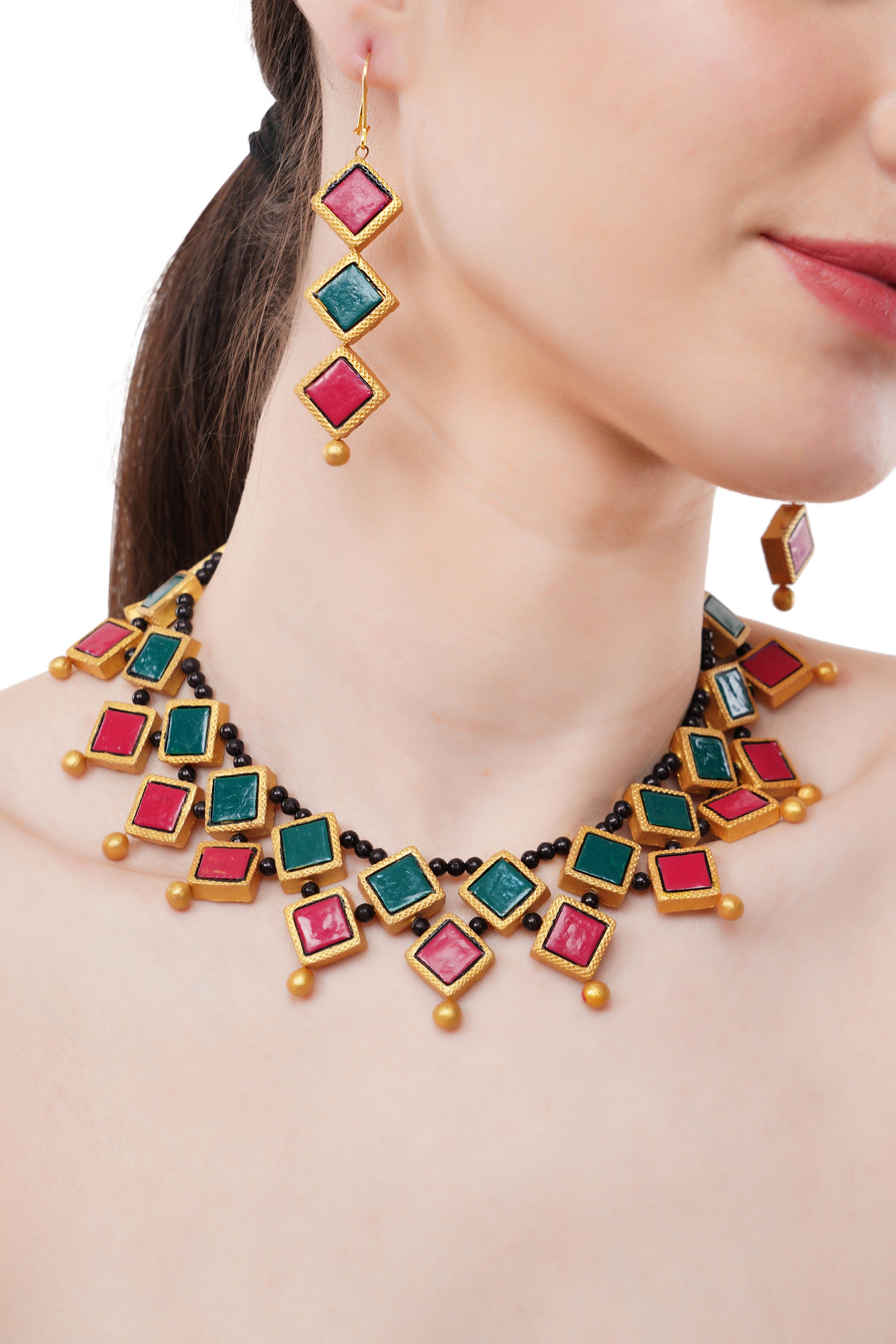 Verdant Scarlet Clay Choker Necklace Set